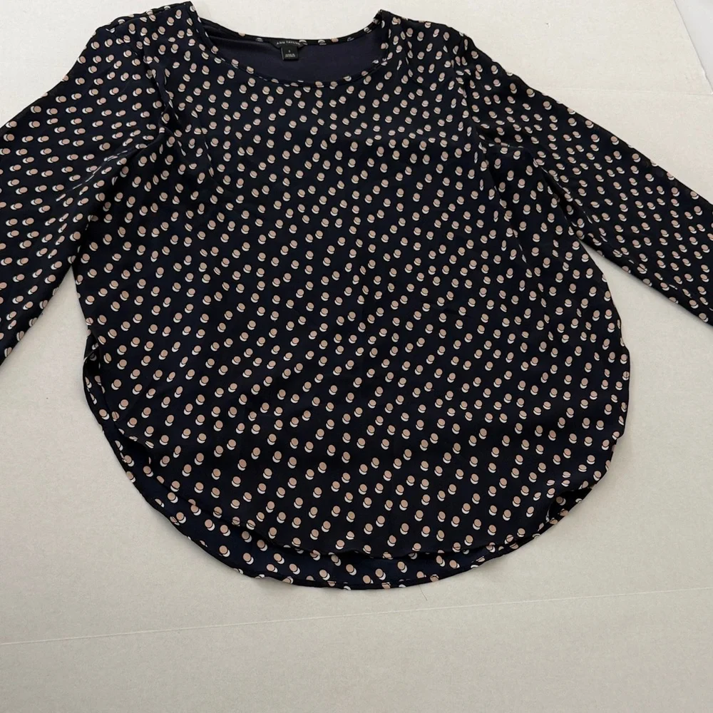 Ann Taylor Blouse Size Small - Picture 14 of 15